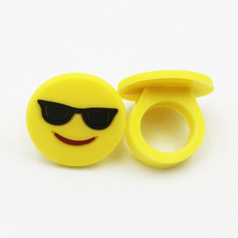 2ASST ICON MAN/POOP KIDS RING 48PCS IN DISPLAY BOX