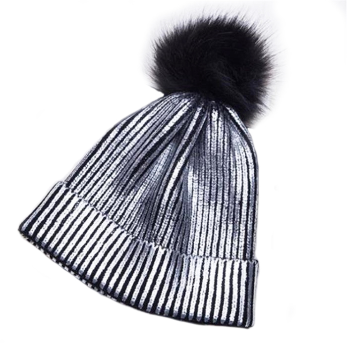 6ASST METALLIC STYLE BOBBLE HATS WITH HANGTAG