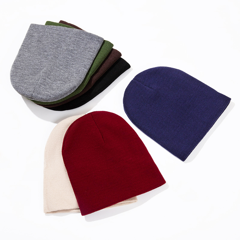 6AST HOT COLOUR BEANIE HATS W/HANG TAG AND HOOK